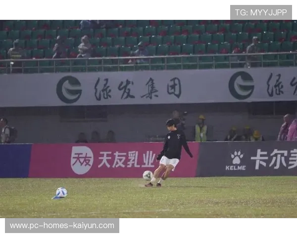 渝超璧山狼队热血出征 力争今晚首战战胜大足石刻队 渝超璧山狼队热血出征 力争今晚首战战胜大足石刻队