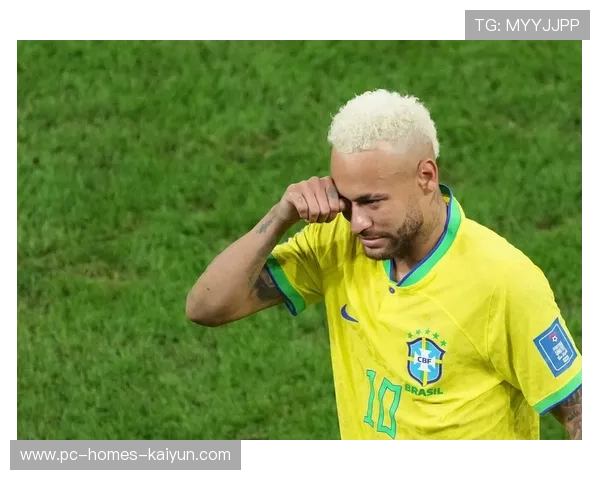 内马尔带队惨遭0-6血洗崩溃落泪 身体发福世界杯前景堪忧 内马尔带队惨遭0-6血洗崩溃落泪 身体发福世界杯前景堪忧