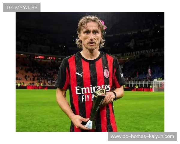 40岁魔笛太拼了:斜线狂奔25米 超车22岁小将!意甲第1核心,魔笛讲解 40岁魔笛太拼了:斜线狂奔25米 超车22岁小将!意甲第1核心,魔笛讲解