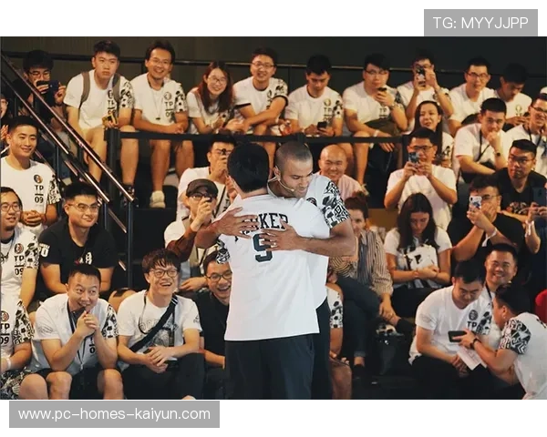 传奇中场谈及退役规划,粉丝群体主动送别 传奇中场谈及退役规划,粉丝群体主动送别